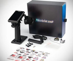 FLYSKY NOBLE NB4 PLUS HVGA 3.5INCH LCD TOUCH SCREEN 2.4GHZ 4-CHANNEL TRANSMITTER RADIO W/FGR4B